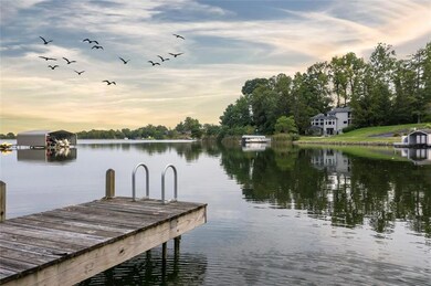 9956 Raintree Dr N, Columbus, IN 47201 - photo 4