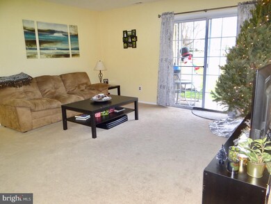 607 Yorkshire Ct unit 607, Sewell, NJ 08080 - photo 5