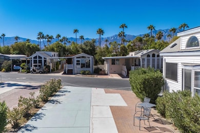 82 E Ramon Rd, Palm Springs, CA 92262 - photo 4