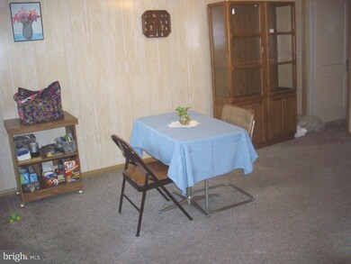 915 Poplar Ave, Glenolden, PA 19036 - photo 7