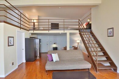 Living : Loft