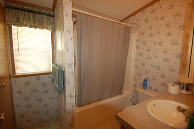 12 Arrow Dr, Salem, NH 03079 - photo 6