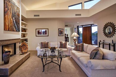 005_Living Room Views