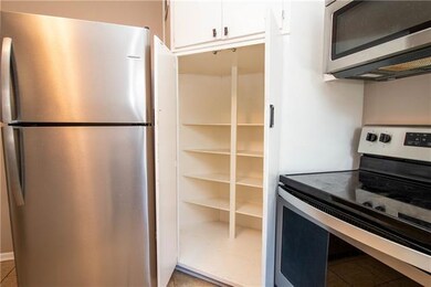 11207 W 69th Terrace, Shawnee, KS 66203 - photo 3