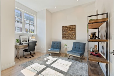 41 Winter St unit 41, Portland, ME 04102 - photo 6