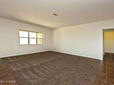 003_Living Room