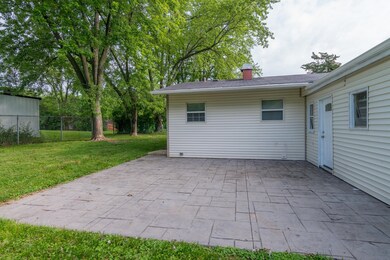 3 Austin Ave, Carpentersville, IL 60110 - photo 3