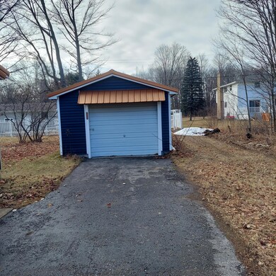 6882 Elm St unit 6882, Engadine, MI 49827 - photo 4