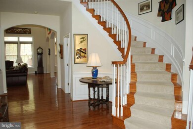 7761 Camp David Dr, Springfield, VA 22153 - photo 2