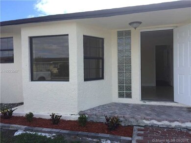 21517 SW 109th Ct, Cutler Bay, FL 33189 - photo 5