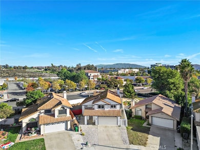 40190 Paseo Del Sol, Murrieta, CA 92562 - photo 3