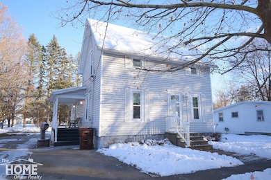 724 N Dewey St, Owosso, MI 48867 - photo 2