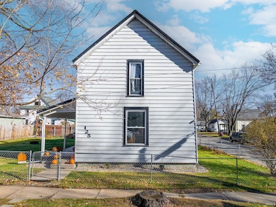 125 N Comstock St, Wabash, IN 46992 - photo 2