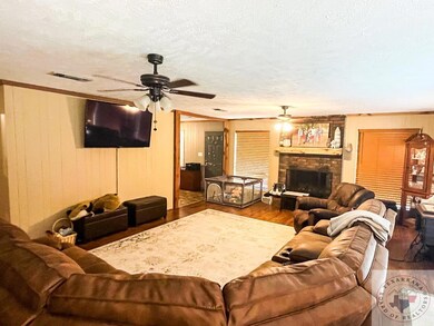 6008 Sleepy Hollow Ave, Texarkana, TX 75503 - photo 2