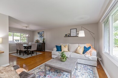 615 Chestnut Ct, Algonquin, IL 60102 - photo 4