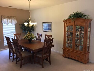 Spacious Dining Area - invite family and friends! 