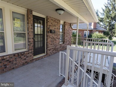 6 Cedarcroft Ave, Audubon, NJ 08106 - photo 3