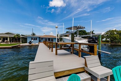 New Dock and lift with Paddle board launch
