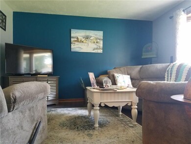 816 Alameda Ave, Sheffield Lake, OH 44054 - photo 2