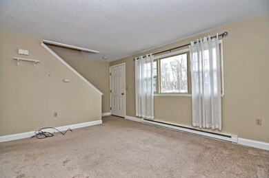 268 W Central St unit 268, Franklin, MA 02038 - photo 5
