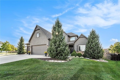 16488 S Summertree Ln, Olathe, KS 66062 - photo 3