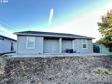 205 W Nesbitt St, Goldendale, WA 98620 - photo 5