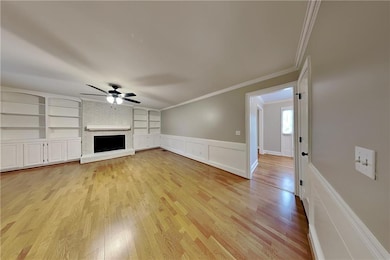 435 Trammell Dr, Alpharetta, GA 30009 - photo 2