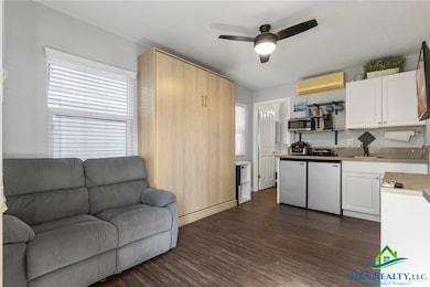 91-1016 Kaikala St unit B, Ewa Beach, HI 96706 - photo 3