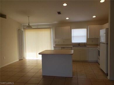 530 Raintree St E, Lehigh Acres, FL 33974 - photo 3