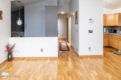 04-Living Room_DMD_2515