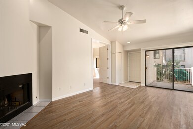 06-Living Room