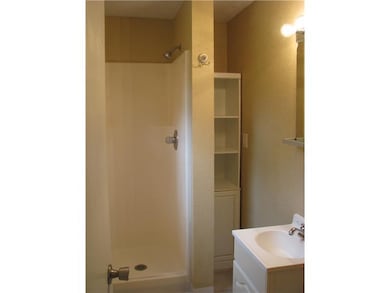 Master Bath/Spa.