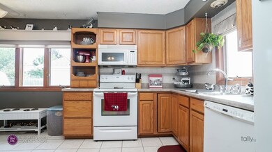 Kitchen 2