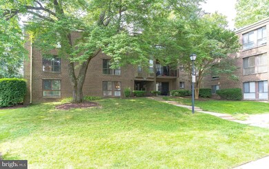 17802 Buehler Rd unit 139, Olney, MD 20832 - photo 3