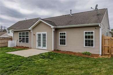 3357 Lilliefield Ln, High Point, NC 27265 - photo 7