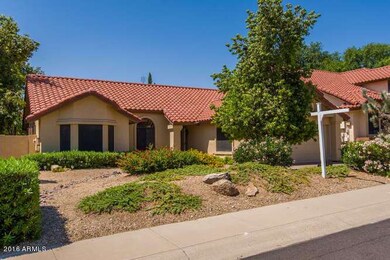 1819 E Sheena Dr Phoenix AZ-small-001-7-