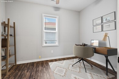 watermark_Property_C678_15-145_814_E_8th