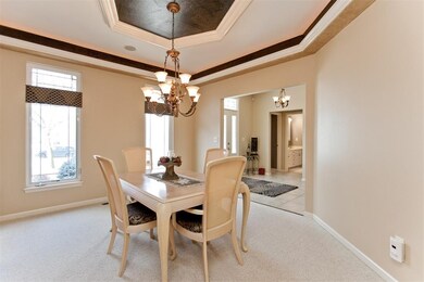 303 Stoney Point Rd SW, Cedar Rapids, IA 52404 - photo 4