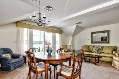 43 Kendall Ave unit 210, Sherborn, MA 01770 - photo 3