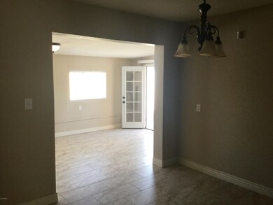 2212 N 49th Ave, Phoenix, AZ 85035 - photo 7