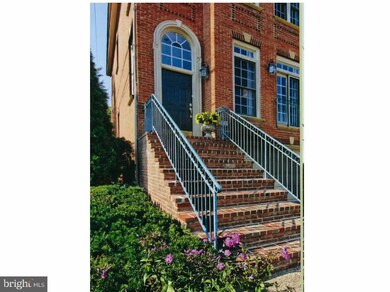 8021 Kidwell Hill Ct, Vienna, VA 22182 - photo 2