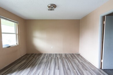 13713 Duncum St unit 4, Houston, TX 77015 - photo 5