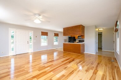 1055 Blaze Ct, Harrisonburg, VA 22801 - photo 4