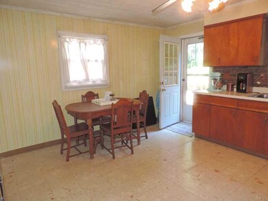 Kitchen. Plenty of space for a table and chairs