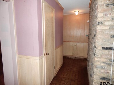 1715 1715 Yosemite, Tyler, TX 75703 - photo 5