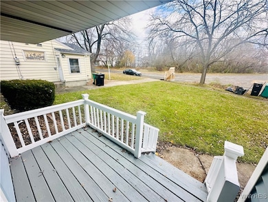 3750 Deveaux St, Niagara Falls, NY 14305 - photo 5