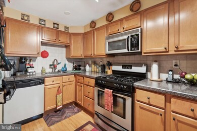 509 S 4th St, Darby, PA 19023 - photo 5