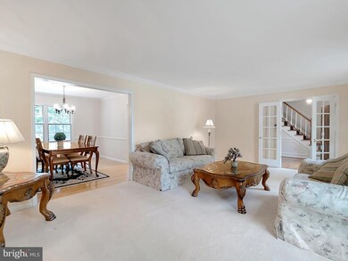 10901 Rippon Lodge Dr, Fairfax, VA 22032 - photo 5