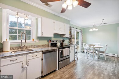 6595 Streamwood Ct, Sykesville, MD 21784 - photo 4