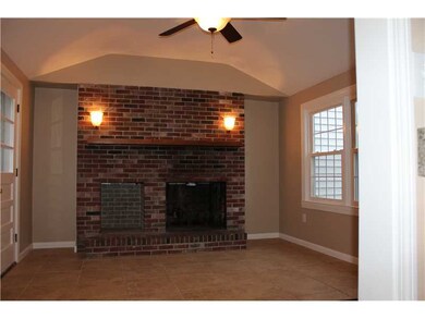 53 Abbott Run Valley Rd, Cumberland, RI 02864 - photo 4